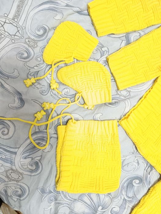 Детский комплект пинетки, шапка, штаны и жемфер