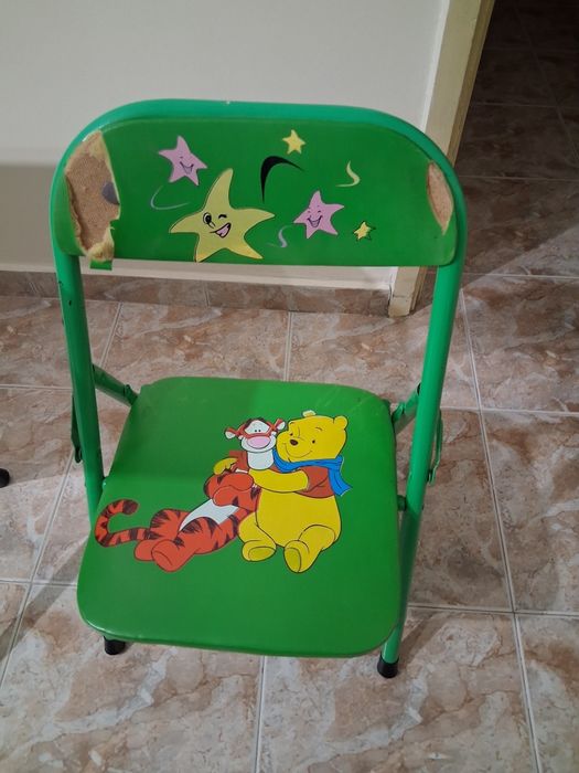 Детска масичка със столче