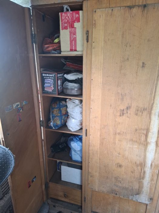 Продам стол шифонер