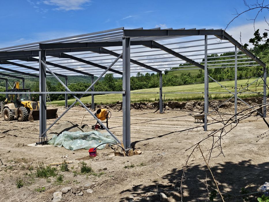 Vând structura metalica Confecționată din europrofile IPE  de 270