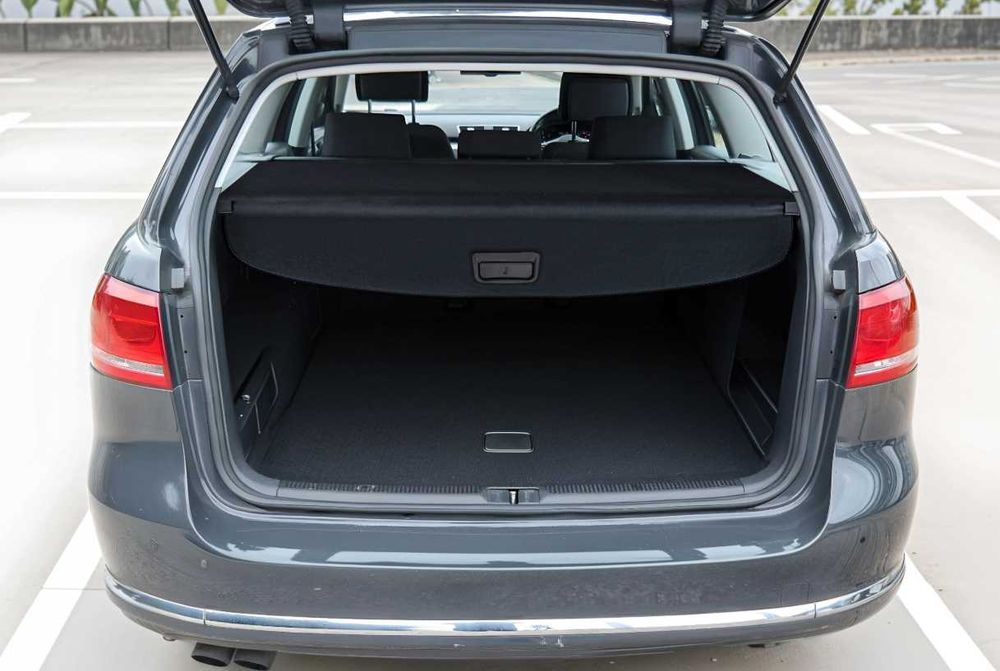 Щора за багажник VW Passat B7 Variant (комби) 2010–2014