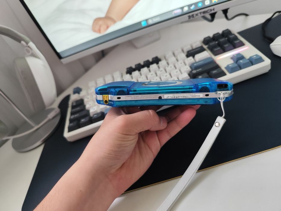 Psp 1000 модель полный комплект