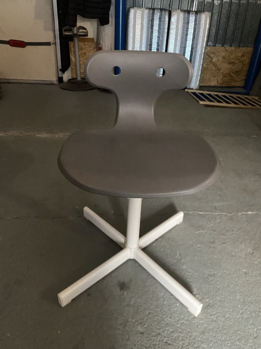 Продам стул в отличном состоянии