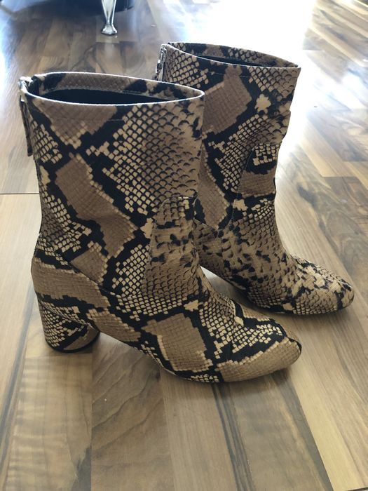 Боти Zara без забележки