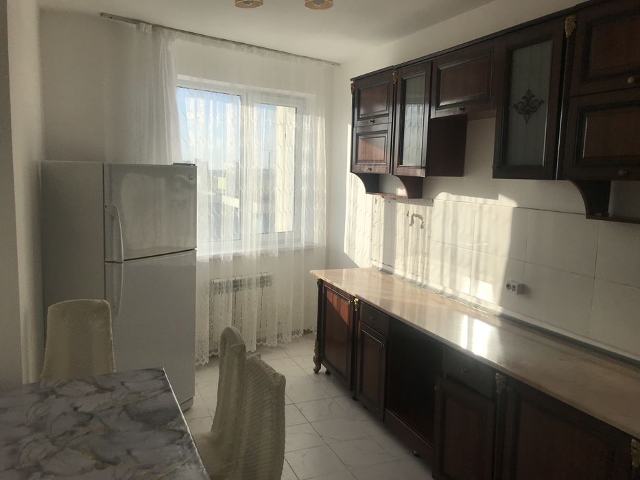 Кухонный мебель б.у гарнитура