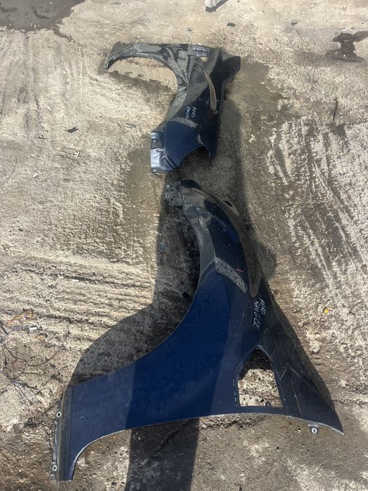 1 брой ляв и 2 броя десен калник Ford Ranger 4 (2015-2022)