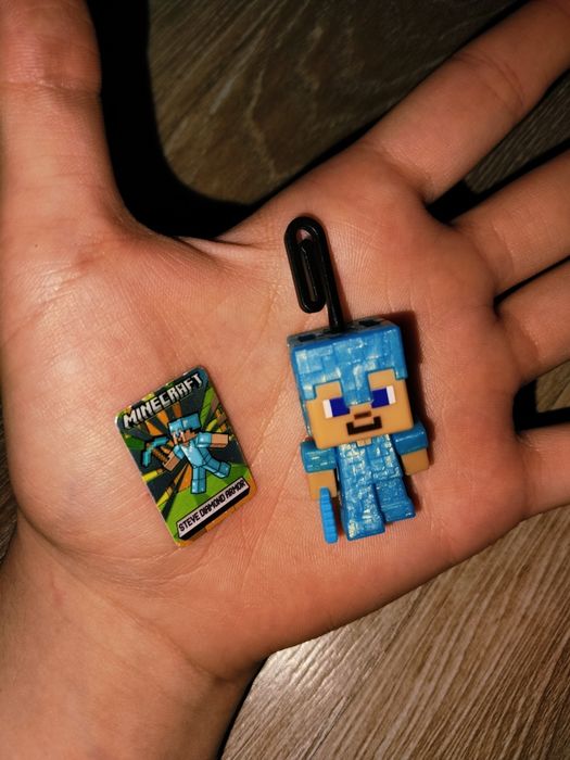 Стив в алмазной броне Kinder Joy Minecraft (Полный комплект / Full Set