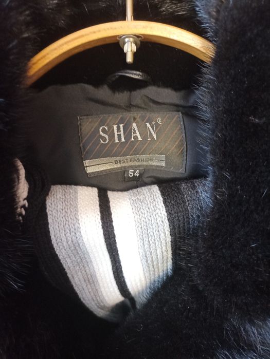 Продам натуральную цигейковую шубу