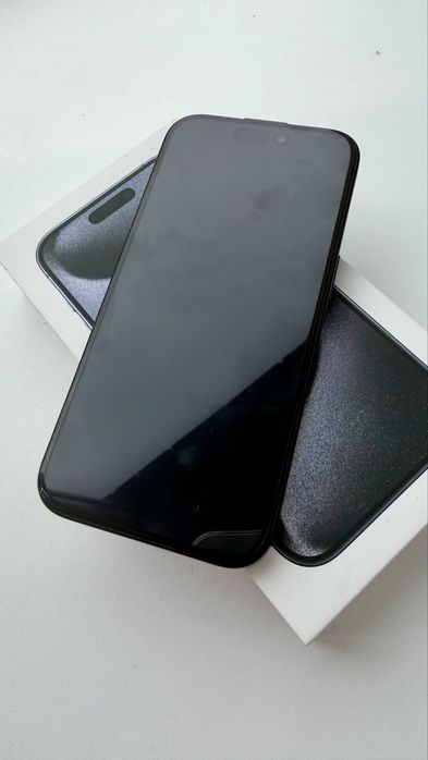 Продам Iphone 16 pro