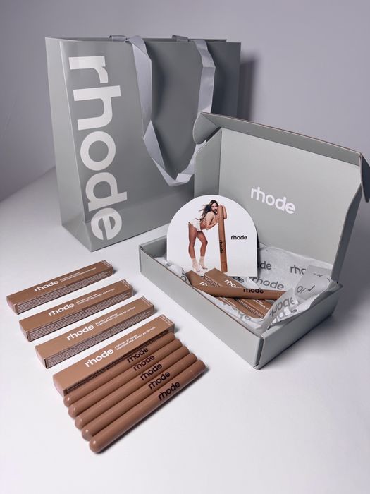 Rhode Peptide Lip Shape НОВ оригинал оформящ молив за обемни устни