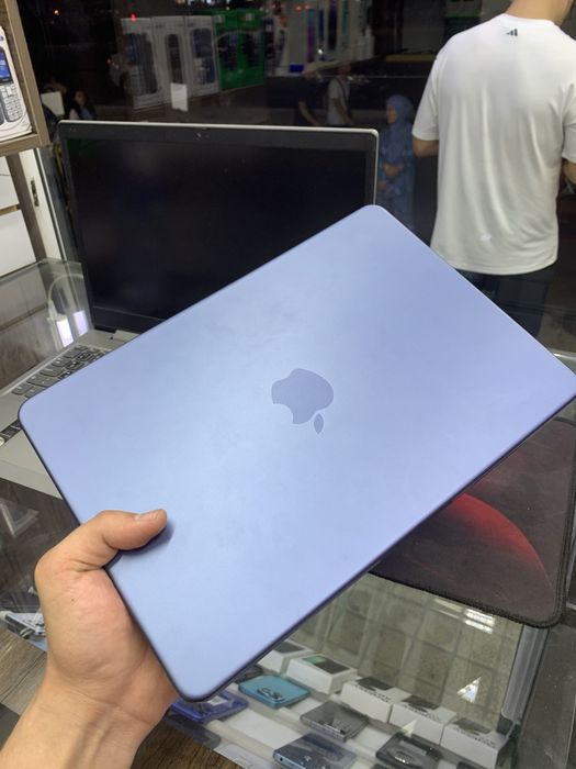 Macbook neo a18pro 8/256 gb