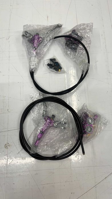 -55%Намаление Мощни 4 бутални хидравлични спирачки за велосипед колело