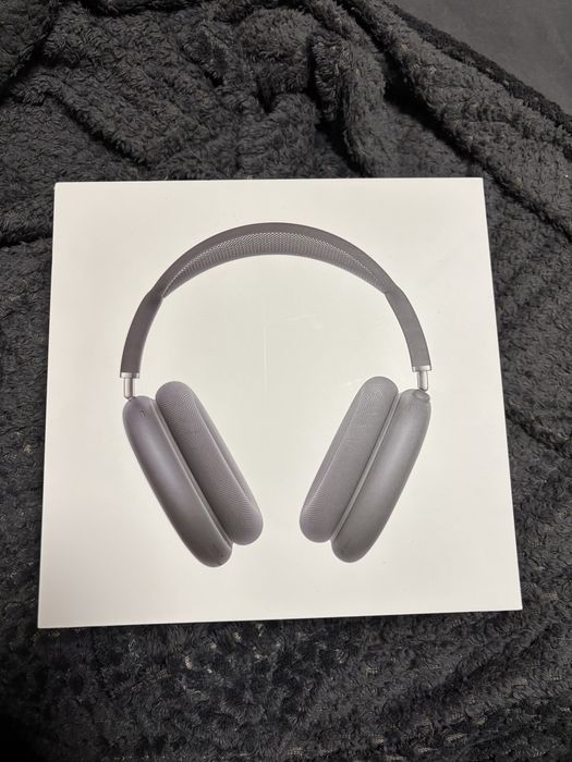 AirPods Max garantie valabila