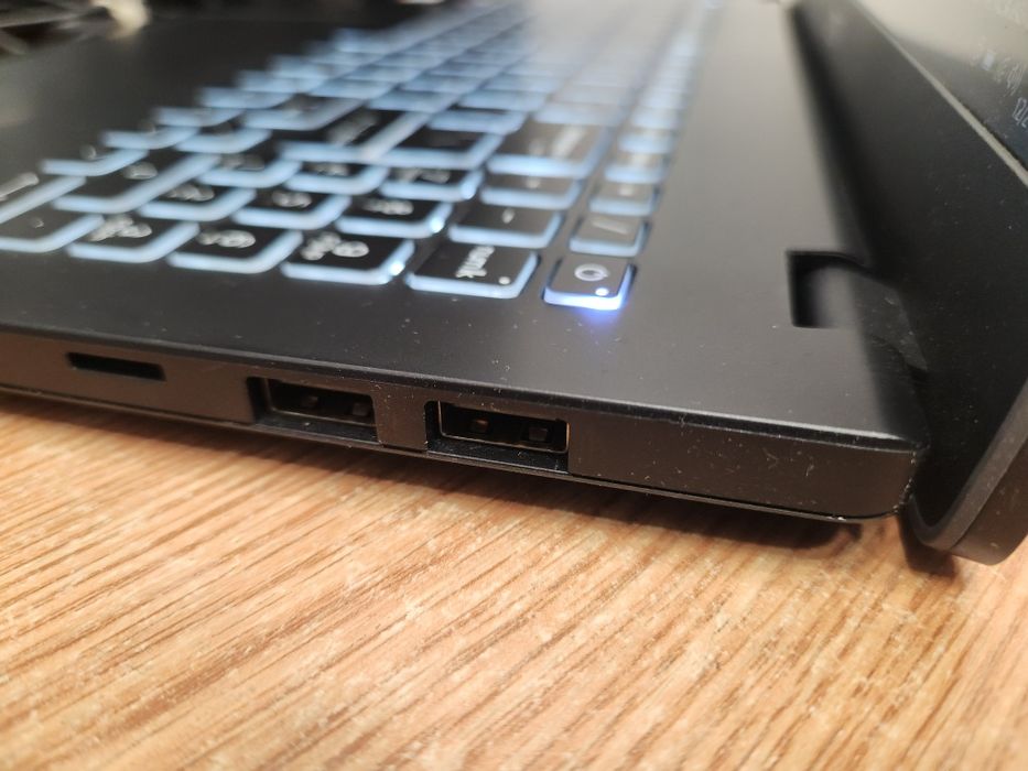 Hope Amanet P11-MSI 15/ i5-1235u/ram 8gb/ ssd 512gb/Garantie