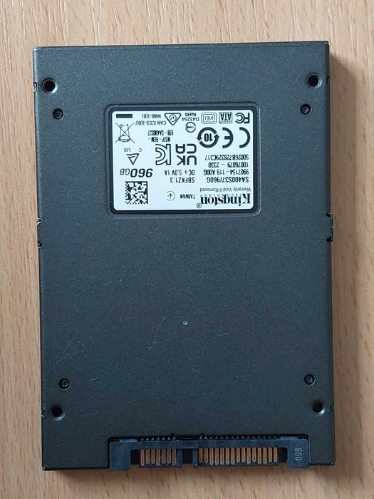 1TB, 960GB SSD Sata  - Crucial MX500, Intel D3-S4510, Kingston A400