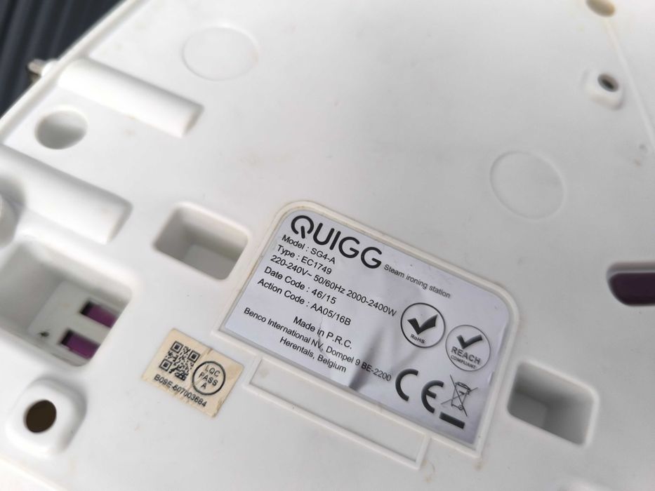 Fier de Călcat cu Aburi QUIGG SG4-A - Stație Aburi