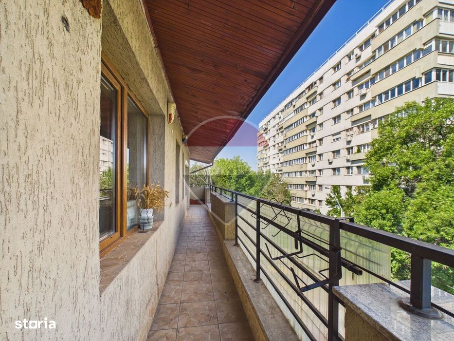 Apartament 5 camere de vanzare în zona Bucurestii Noi