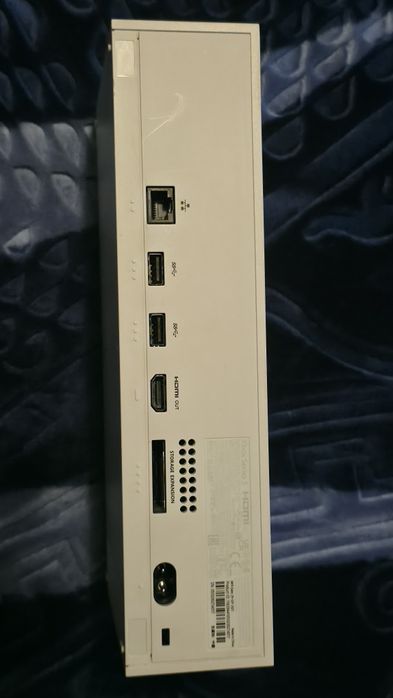 Xbox Series S Fortnite + Rocket League Bundle 512 GB