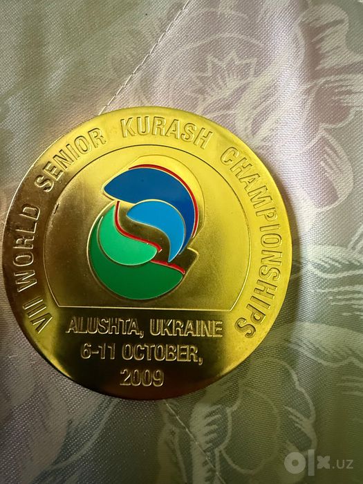 Коллекция учун кураги буйича жахон чемпионатини олтин медали сотилади