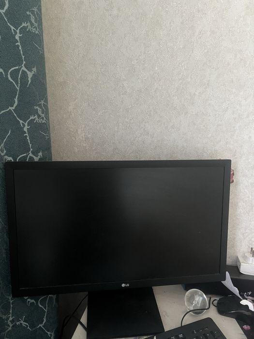 Монитор LG 22MK400H