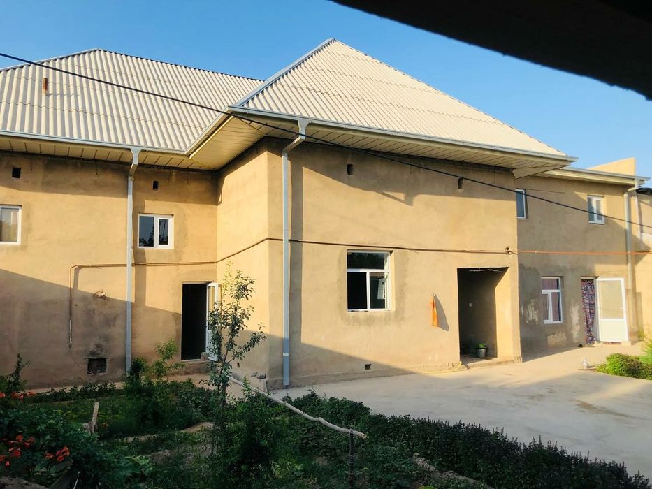 Uy sotiladi markazda