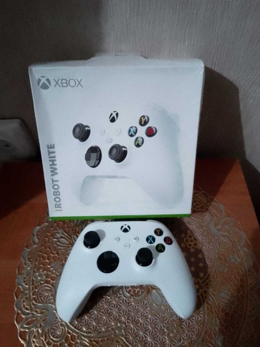 Геймпад на Xbox Series S