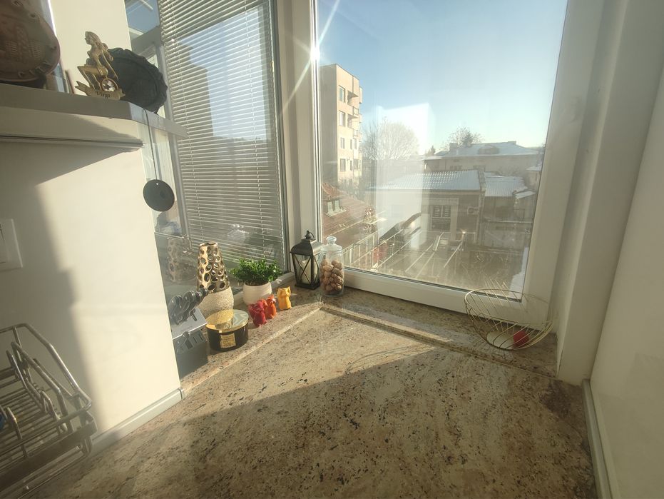 Продава се Тристаен апартамент в Хасково, Дружба 1 - 130 кв.м за 1500 €/кв.м - Снимка #16