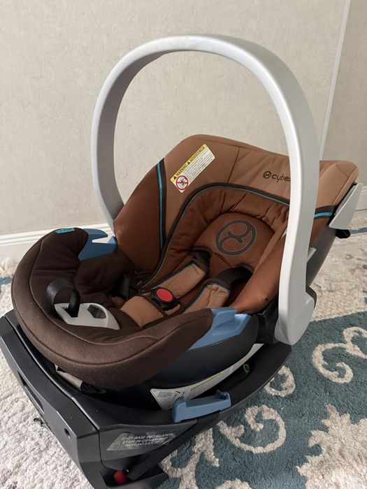 Продам автокресло Cybex Aton люлька+изофикс