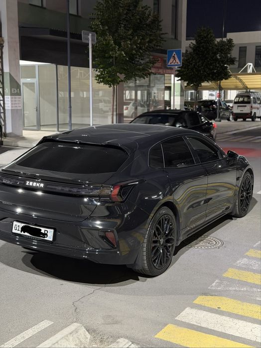 Zeekr 001 2024 — 3