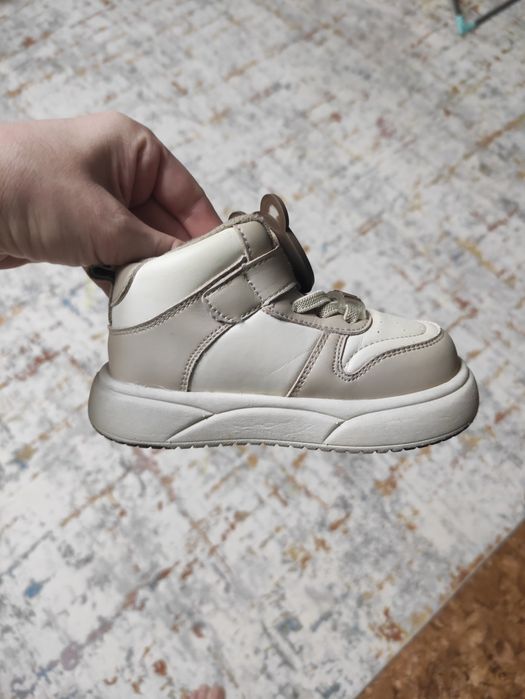 Ботинки на флисе 22 р