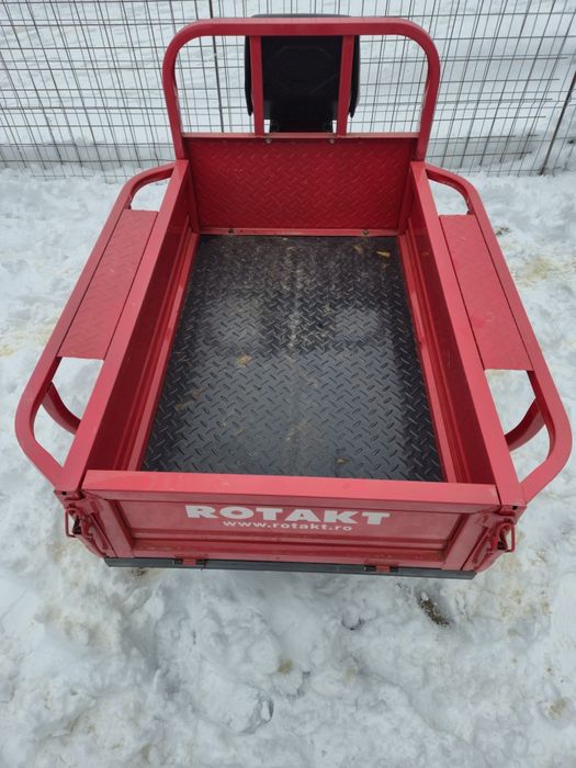 Vând remorcă motocultor basculabilă folosită o singură dată