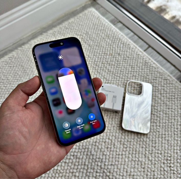 Iphone 15 pro/128GB/87%