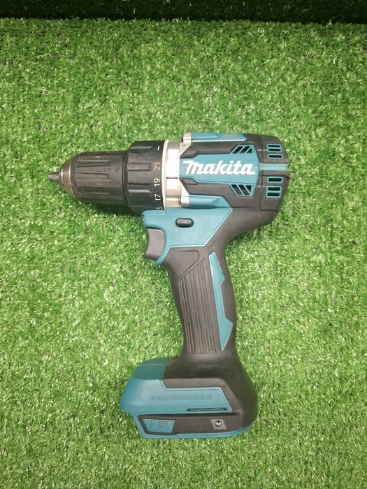 Безчетков винтоверт на Makita DDF484