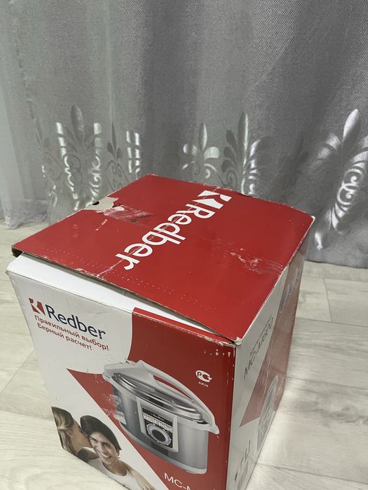 Мультиварка Refber