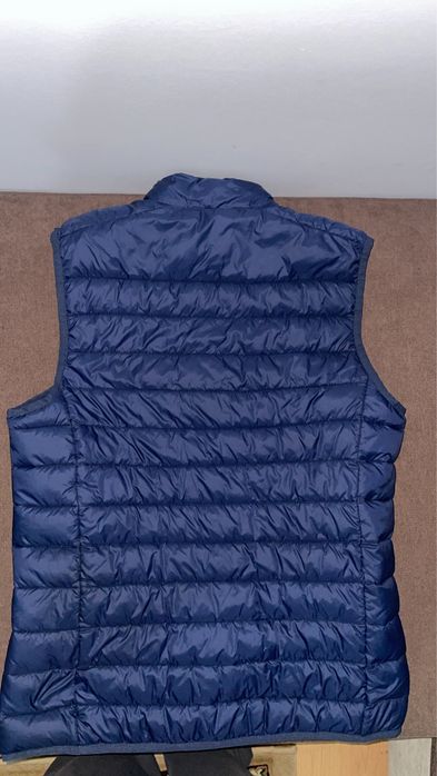 vesta cu maneca scurta