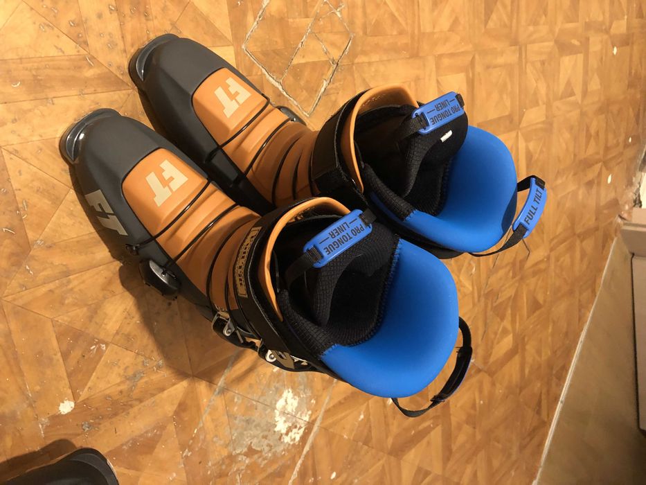 Clapari Full Tilt Classic Pro noi marime mondo 26,5cm