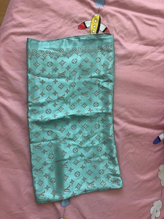 Esarfa subtire Louis Vuitton