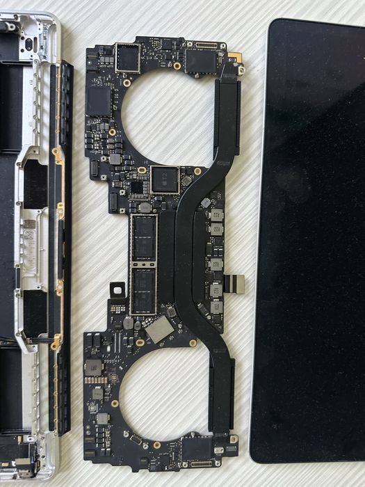 Palmrest cu tastatura MacBook Pro A1989