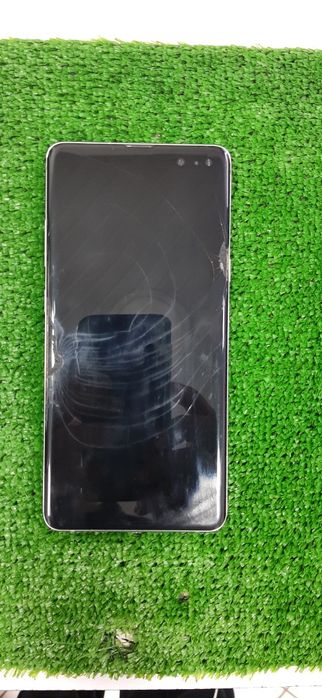 Samsung s10 5g 512 gb ekranida dogior