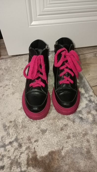 Демисезонные ботинки 35р