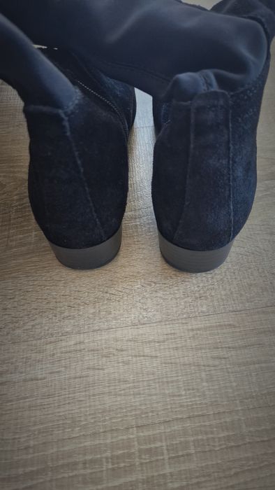 Cizme de dama Vagabond - pana la genunchi - marime 36.