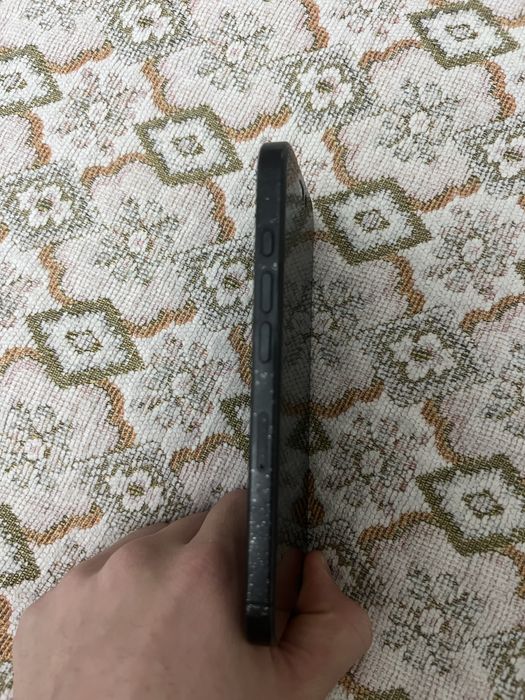 iPhone 16 Pro, Black Titanium
