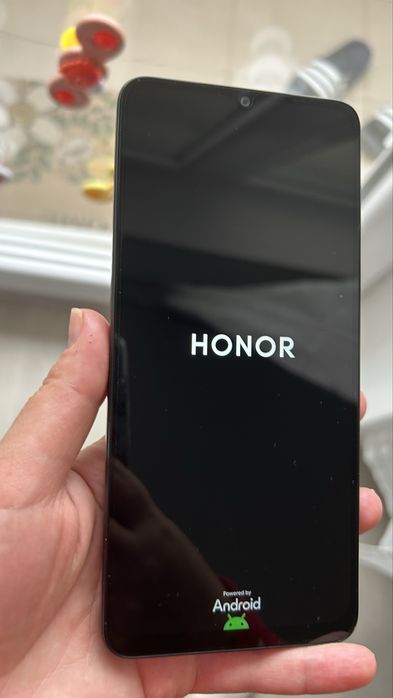 Telefon Honor nou