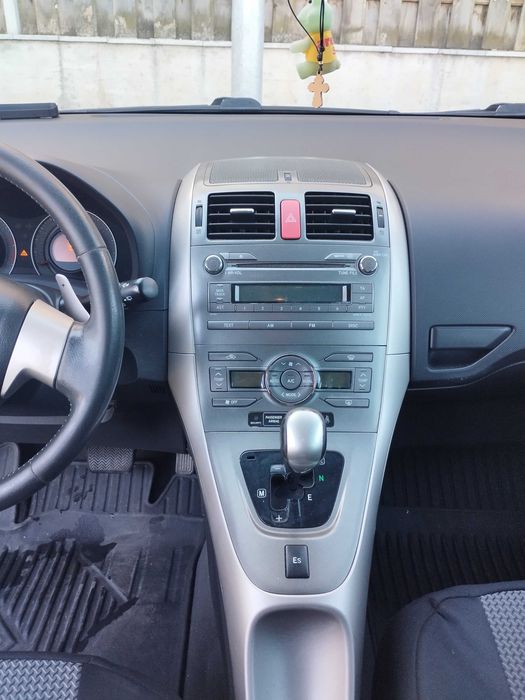 Toyota Auris 2009