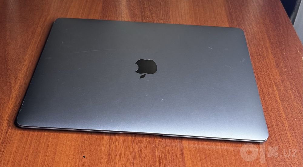 Macbook air M1 apple