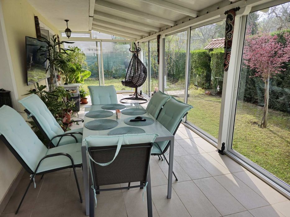 Къща за гости "Спирката" в село Хотово.