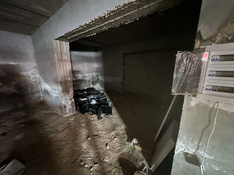 Полуподвал Шаумяна 87кв