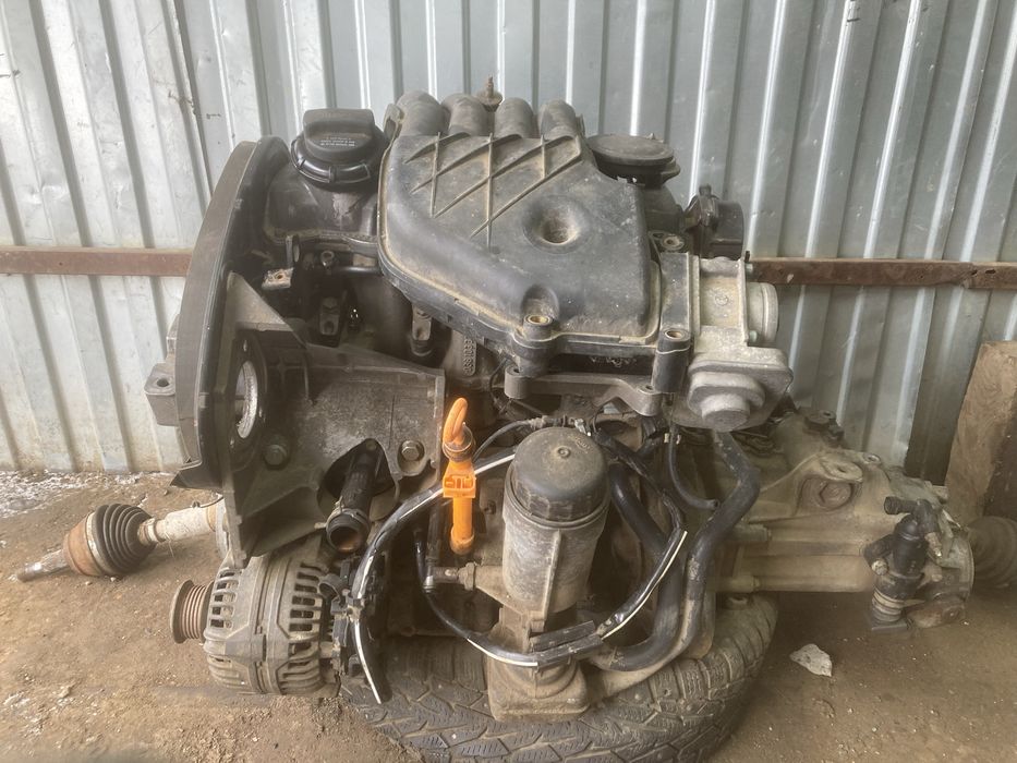 Двигатель с коробкой