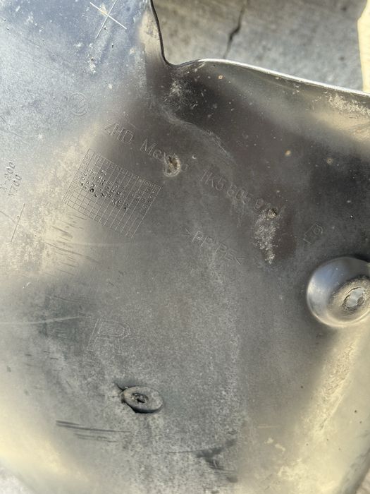 Carenaje aripă interioară față stângă/dreapta Volkswagen OE