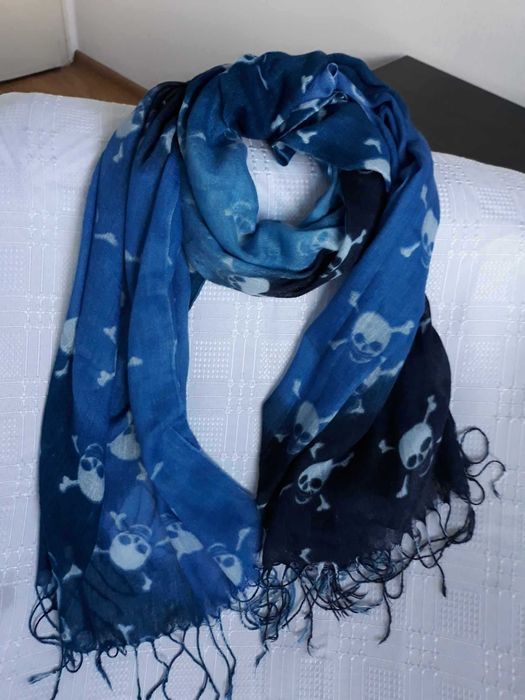 Шалове с черепи, 3 бр за общо 6лв, лято/есен